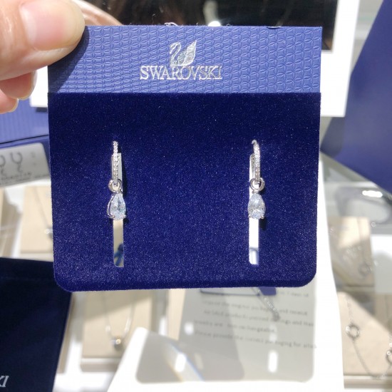 Swarovski Attract Earrings 5563119 2cmx0.5cm