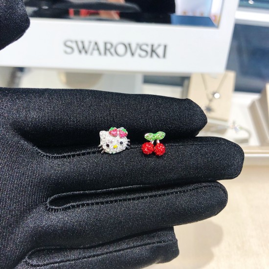 Swarovski Hello Kitty Earrings 5368973