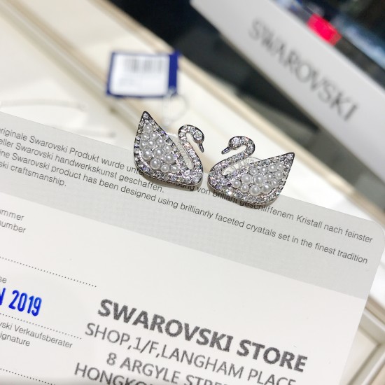 Swarovski Iconic Swan Earrings 5429270