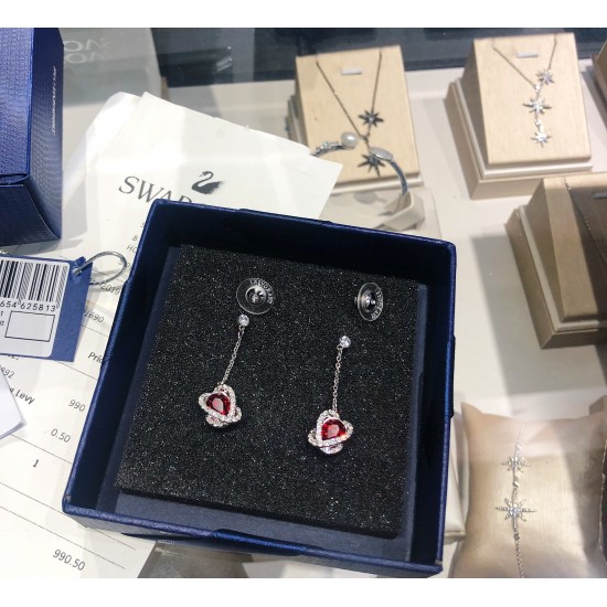 Swarovski Outstanding Earrings 5462581