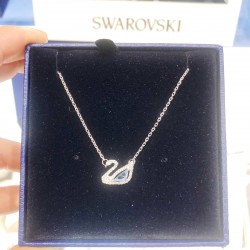 Swarovski Dazzling Swan Necklace 5521074