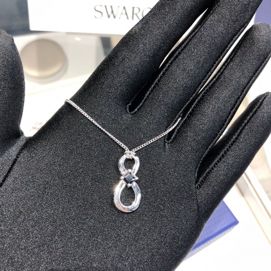 Swarovski Infinity Pendant 5528109