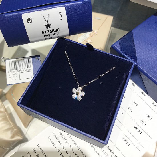 Swarovski Tough Flower Necklace 5136830